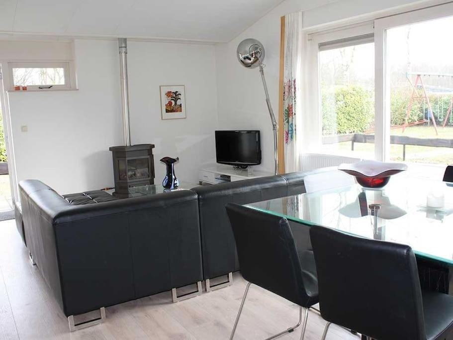 Saevis Tranquillus In Undis In De Ijsvogel Villa Diffelen Exterior photo